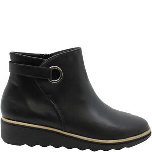 Clarks Womens Sharon Spring Booties 5 M Color Black